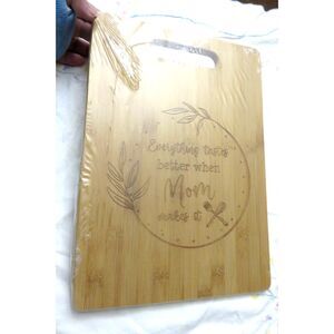 Mom Birthday  Mothers Day wooden Cutting Board Mom cooks best